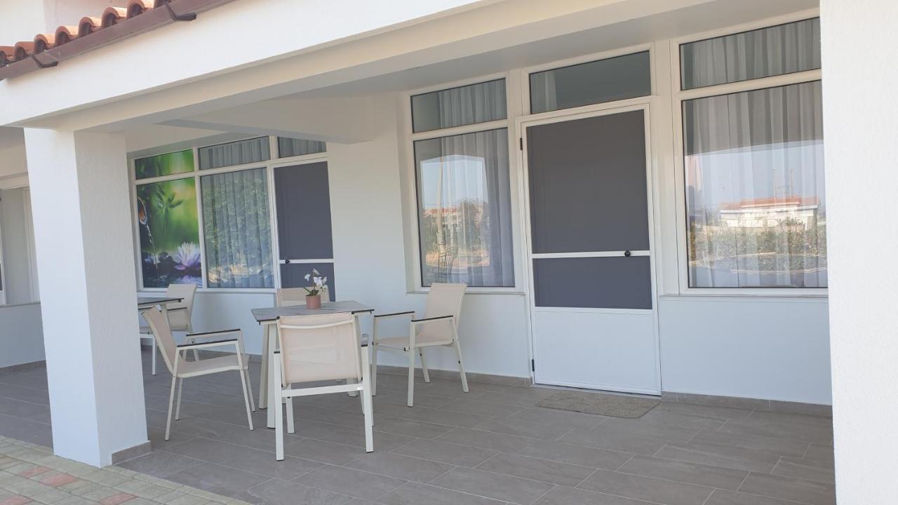 Villa Irida ซาร์ตี ภายนอก รูปภาพ