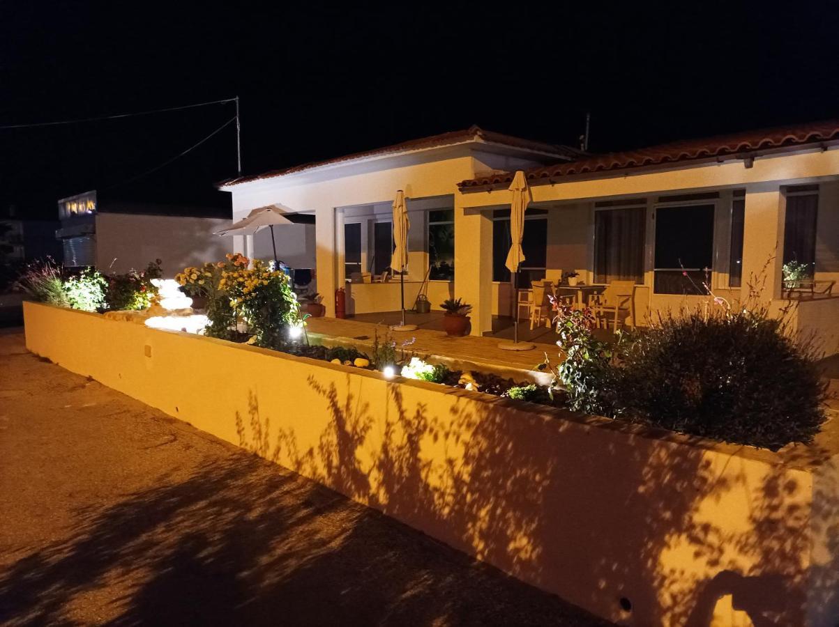 Villa Irida ซาร์ตี ภายนอก รูปภาพ