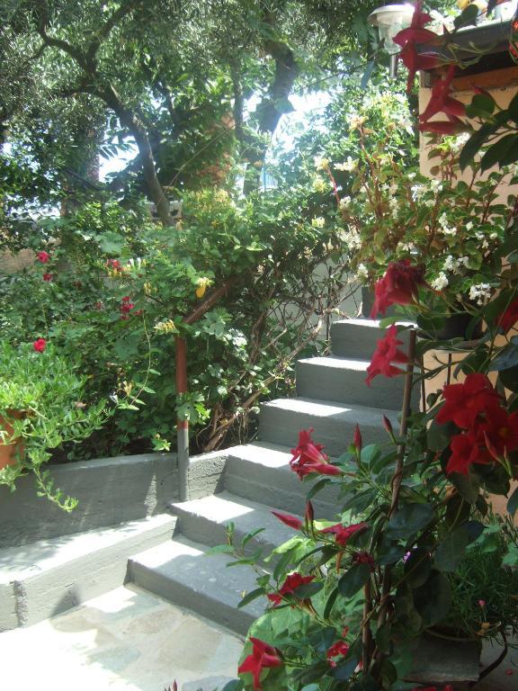 Villa Irida ซาร์ตี ภายนอก รูปภาพ